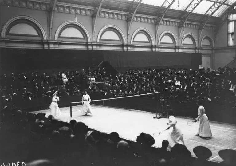 A História do Badminton no Brasil: Como o Esporte Mais Rápido do Mundo Conquistou o Coração Brasileiro